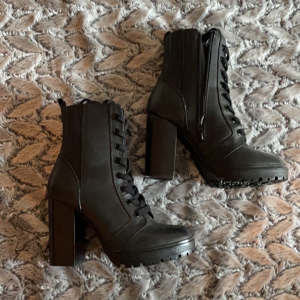 Booties - Picture 4 of 5